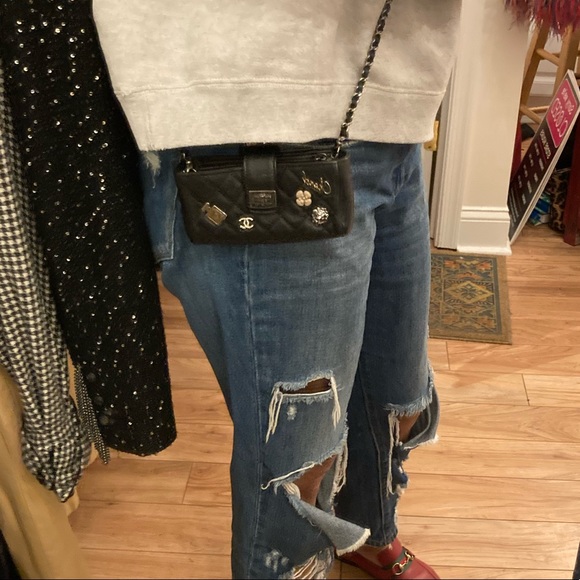 Chanel reissued phone case on chain - Picture 5 of 5